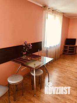 2-к квартира, посуточно, 45м2, 4/5 этаж