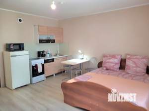 Студия квартира, посуточно, 30м2, 4/10 этаж