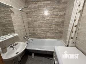 1-к квартира, посуточно, 38м2, 12/15 этаж