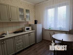1-к квартира, посуточно, 42м2, 1/10 этаж