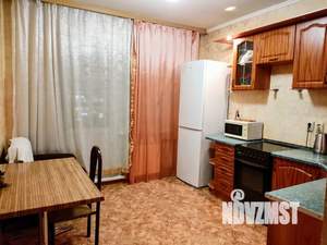 1-к квартира, посуточно, 56м2, 9/17 этаж