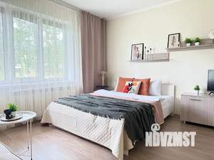 1-к квартира, посуточно, 40м2, 1/8 этаж