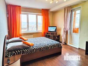 1-к квартира, посуточно, 35м2, 6/9 этаж