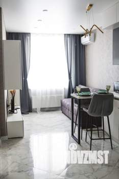 2-к квартира, посуточно, 38м2, 8/21 этаж