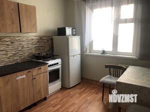 1-к квартира, посуточно, 42м2, 8/10 этаж