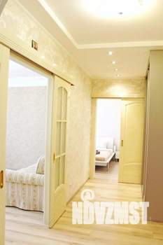 2-к квартира, посуточно, 54м2, 1/1 этаж