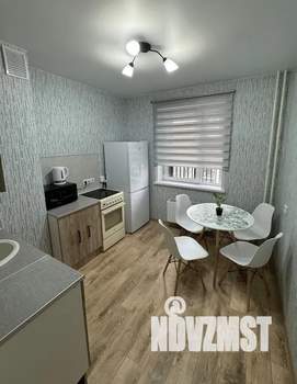 1-к квартира, посуточно, 42м2, 7/17 этаж