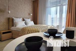 1-к квартира, посуточно, 35м2, 7/25 этаж