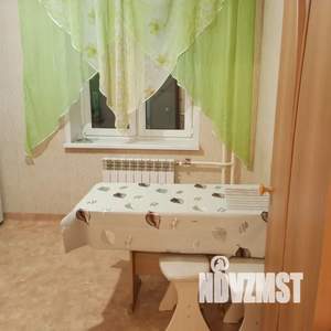 1-к квартира, посуточно, 40м2, 3/17 этаж