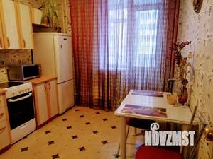 1-к квартира, посуточно, 42м2, 2/10 этаж