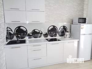 1-к квартира, посуточно, 42м2, 13/24 этаж