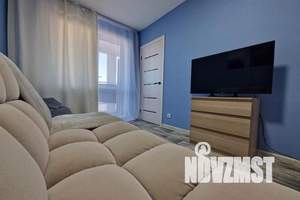 1-к квартира, посуточно, 35м2, 19/19 этаж