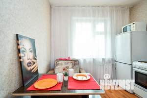 1-к квартира, посуточно, 40м2, 4/14 этаж