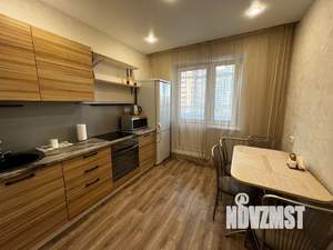 1-к квартира, посуточно, 40м2, 6/12 этаж