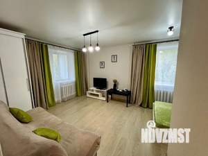 1-к квартира, посуточно, 38м2, 2/9 этаж