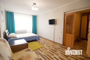 1-к квартира, посуточно, 60м2, 6/10 этаж