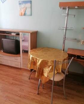 Студия квартира, на длительный срок, 18м2, 1/4 этаж