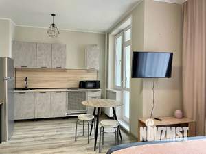 Студия квартира, посуточно, 33м2, 10/17 этаж
