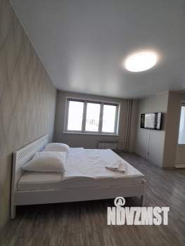 Студия квартира, посуточно, 30м2, 20/23 этаж