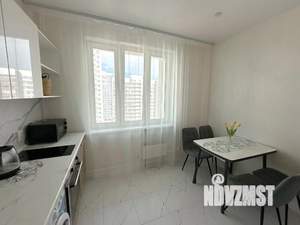 1-к квартира, посуточно, 54м2, 1/1 этаж