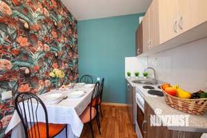 1-к квартира, посуточно, 40м2, 1/1 этаж