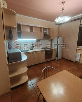 1-к квартира, на длительный срок, 44м2, 4/7 этаж