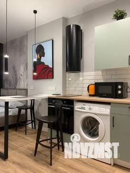 Студия квартира, посуточно, 28м2, 12/17 этаж