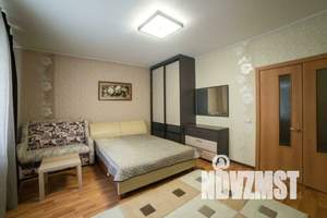 1-к квартира, посуточно, 42м2, 2/10 этаж