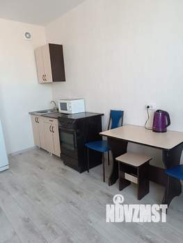 Студия квартира, посуточно, 42м2, 24/25 этаж