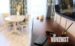 Студия квартира, посуточно, 34м2, 20/25 этаж