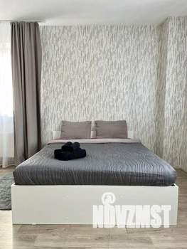 1-к квартира, посуточно, 46м2, 1/1 этаж