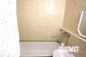 1-к квартира, посуточно, 42м2, 7/10 этаж