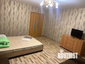 1-к квартира, посуточно, 46м2, 3/10 этаж