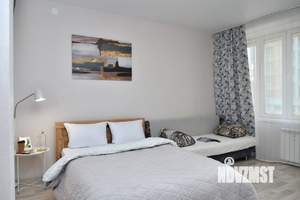 1-к квартира, посуточно, 38м2, 2/24 этаж