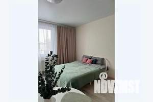 1-к квартира, посуточно, 35м2, 2/25 этаж