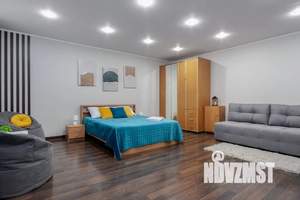 Студия квартира, посуточно, 42м2, 2/5 этаж