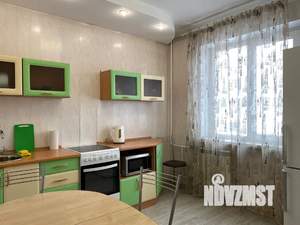 1-к квартира, посуточно, 42м2, 2/9 этаж