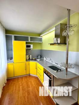 1-к квартира, посуточно, 42м2, 6/9 этаж