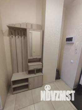 1-к квартира, посуточно, 37м2, 5/19 этаж