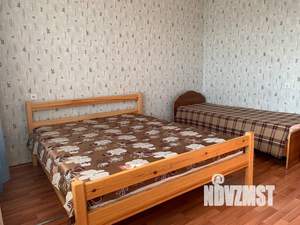 1-к квартира, посуточно, 42м2, 8/10 этаж