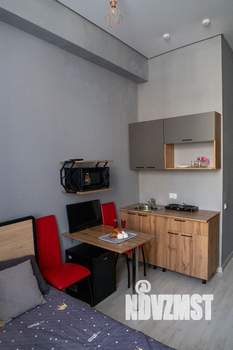 Студия квартира, посуточно, 18м2, 2/2 этаж