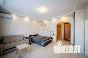 1-к квартира, посуточно, 42м2, 2/10 этаж