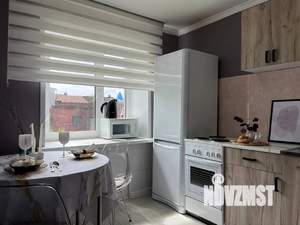 1-к квартира, посуточно, 38м2, 4/5 этаж