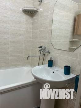 2-к квартира, посуточно, 50м2, 1/17 этаж