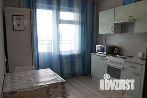 1-к квартира, посуточно, 36м2, 15/16 этаж