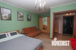 1-к квартира, посуточно, 40м2, 2/10 этаж