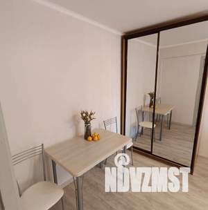 2-к квартира, посуточно, 54м2, 1/1 этаж