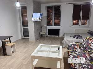 Студия квартира, посуточно, 42м2, 2/8 этаж