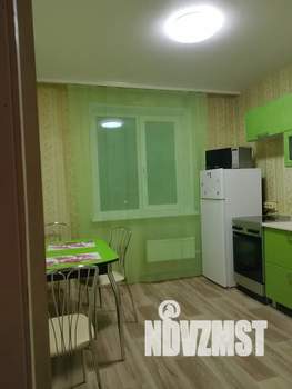 1-к квартира, посуточно, 40м2, 10/10 этаж