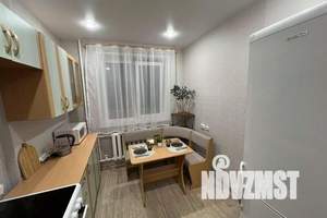 1-к квартира, посуточно, 38м2, 2/9 этаж